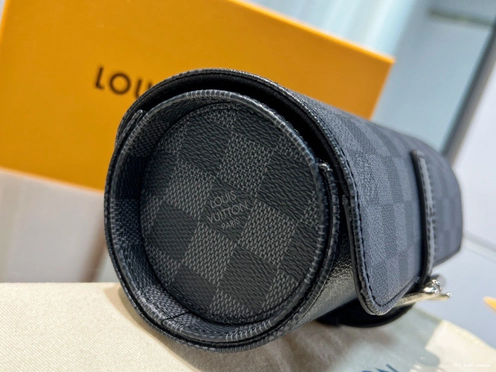LV CUSTOM CASE WATCH CHECKERED 0809